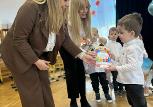 Pasowanie na przedszkolaka w grupie VII