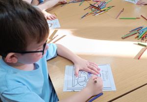 "Dzieci swoje prawa mają..."- wizyta przedszkolaków z gr. XII w Miejskiej Bibliotece Publicznej w Koninie - Filia "Medyczna"