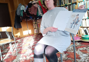 "Dzieci swoje prawa mają..."- wizyta przedszkolaków z gr. XII w Miejskiej Bibliotece Publicznej w Koninie - Filia "Medyczna"