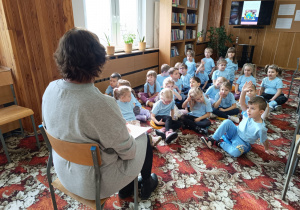 "Dzieci swoje prawa mają..."- wizyta przedszkolaków z gr. XII w Miejskiej Bibliotece Publicznej w Koninie - Filia "Medyczna"