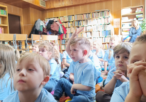 "Dzieci swoje prawa mają..."- wizyta przedszkolaków z gr. XII w Miejskiej Bibliotece Publicznej w Koninie - Filia "Medyczna"