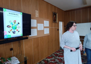 "Dzieci swoje prawa mają..."- wizyta przedszkolaków z gr. XII w Miejskiej Bibliotece Publicznej w Koninie - Filia "Medyczna"