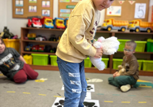 Misiowe świętowanie i biblioteczna przygoda