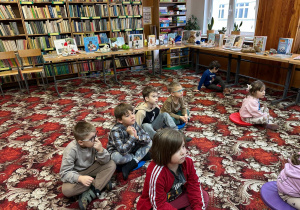 Misiowe świętowanie i biblioteczna przygoda