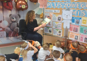 „Czy to jutro, czy to dziś, wszystkim jest potrzebny MIŚ” – grupa IX świętuje Dzień Pluszowego Misia