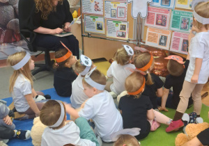 „Czy to jutro, czy to dziś, wszystkim jest potrzebny MIŚ” – grupa IX świętuje Dzień Pluszowego Misia