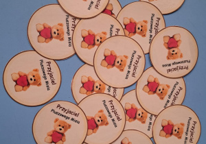 „Czy to jutro, czy to dziś, wszystkim jest potrzebny MIŚ” – grupa IX świętuje Dzień Pluszowego Misia