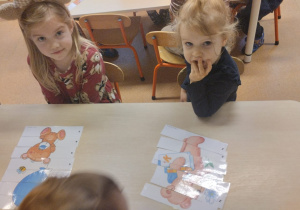 „Czy to jutro, czy to dziś, wszystkim jest potrzebny MIŚ” – grupa IX świętuje Dzień Pluszowego Misia