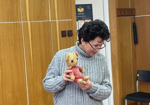 Dzień Pluszowego Misia i wizyta w bibliotece - gr. XI