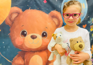 Dzień Pluszowego Misia i wizyta w bibliotece - gr. XI