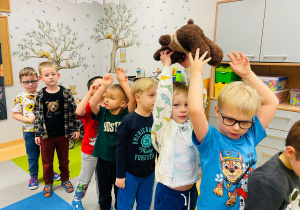 Dzień Pluszowego Misia i wizyta w bibliotece - gr. XI