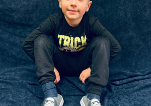 "Andrzejkowe Czary- Mary"- eksperymenty w grupie VI