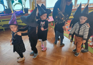 Zgadnij, Co Nas Czeka- Andrzejki w gr I i VII