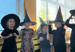 Zgadnij, Co Nas Czeka- Andrzejki w gr I i VII