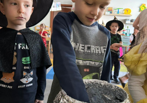 Zabawy Andrzejkowe w gr. XI i XII