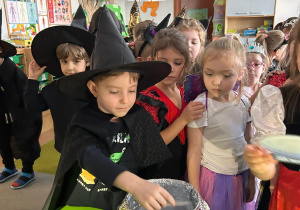 Zabawy Andrzejkowe w gr. XI i XII