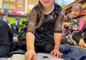 Magia, wróżby i wspólna zabawa w grupie III