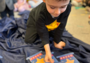 Magia, wróżby i wspólna zabawa w grupie III