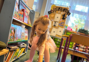 Magia, wróżby i wspólna zabawa w grupie III