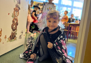 Magia, wróżby i wspólna zabawa w grupie III