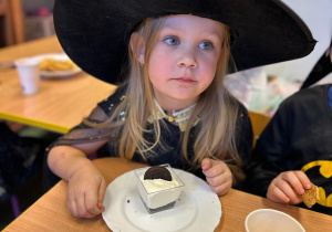 Magia, wróżby i wspólna zabawa w grupie III