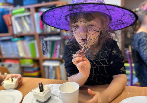 Magia, wróżby i wspólna zabawa w grupie III