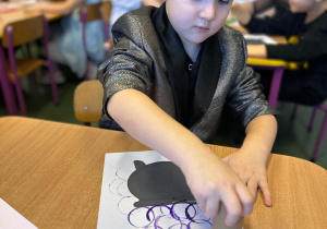 Magia, wróżby i wspólna zabawa w grupie III