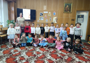 Dzień Pluszowego Misia i misiowa przygoda w bibliotece - gr. XII