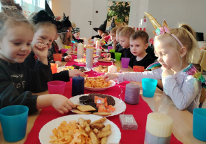 Andrzejkowe czary-mary w grupie II