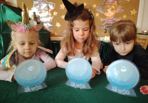 Andrzejkowe czary-mary w grupie II