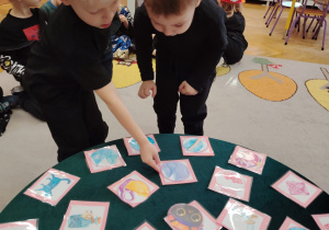 Andrzejkowe czary-mary w grupie II