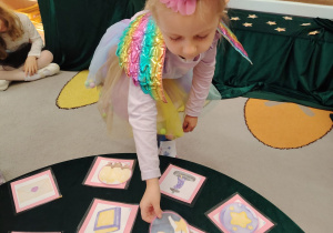 Andrzejkowe czary-mary w grupie II