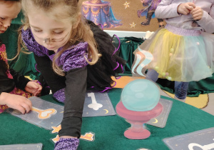 Andrzejkowe czary-mary w grupie II