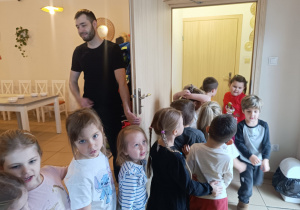 "Jak powstaje pizza?" - czyli kulinarne warsztaty w gr. XII