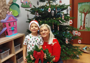 „Świąteczne wianki” – warsztaty bożonarodzeniowe w gr. XII