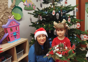 „Świąteczne wianki” – warsztaty bożonarodzeniowe w gr. XII