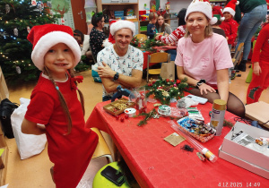 „Świąteczne wianki” – warsztaty bożonarodzeniowe w gr. XII