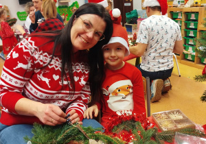 „Świąteczne wianki” – warsztaty bożonarodzeniowe w gr. XII