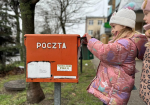 Przygotowania do świąt w gr III: czas start!Przygotowania do świąt w gr III: czas start!