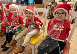 Mikołajkowe warsztaty robienia pizzy w grupie II i spotkanie ze Świętym Mikołajem