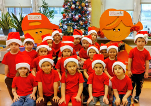 Magia Świąt zaczyna się tam, gdzie tworzy się coś razem - pierniczki … rodzinne warsztaty Mikołajkowe w grupie X