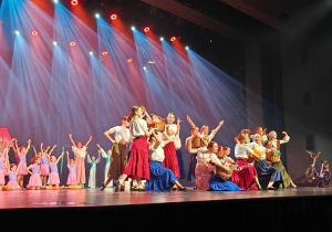 "Bella i Bestia” – jubileuszowy spektakl Studia Tańca Rytmix i występ Oliwki i Zuzi