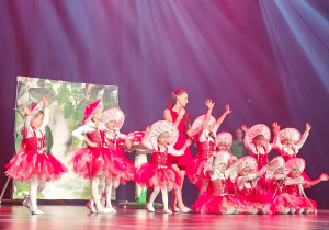 "Bella i Bestia” – jubileuszowy spektakl Studia Tańca Rytmix i występ Oliwki i Zuzi