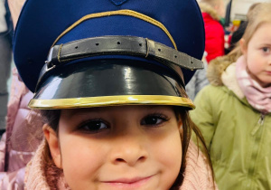 Przedszkolaki listy piszą…do Mikołaja- czyli świąteczna wycieczka na pocztę w ramach preorientacji zawodowej w gr. XI i XII