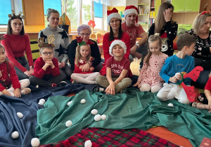 Lekcja ciszy i kreatywne warsztaty w gr. III