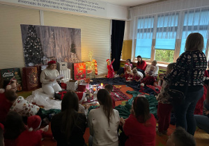 Lekcja ciszy i kreatywne warsztaty w gr. III