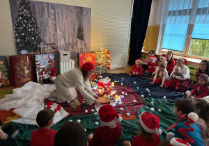 Lekcja ciszy i kreatywne warsztaty w gr. III