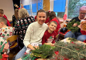 Lekcja ciszy i kreatywne warsztaty w gr. III