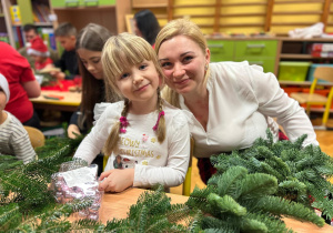 Lekcja ciszy i kreatywne warsztaty w gr. III