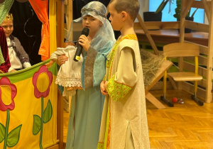 „Lulajże Jezuniu” - jasełka bożonarodzeniowe w grupa V